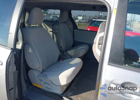 2012 Toyota Sienna Le V6 8 Passenger из США, поврежденный, VIN 5TDKK3DC3CS279132